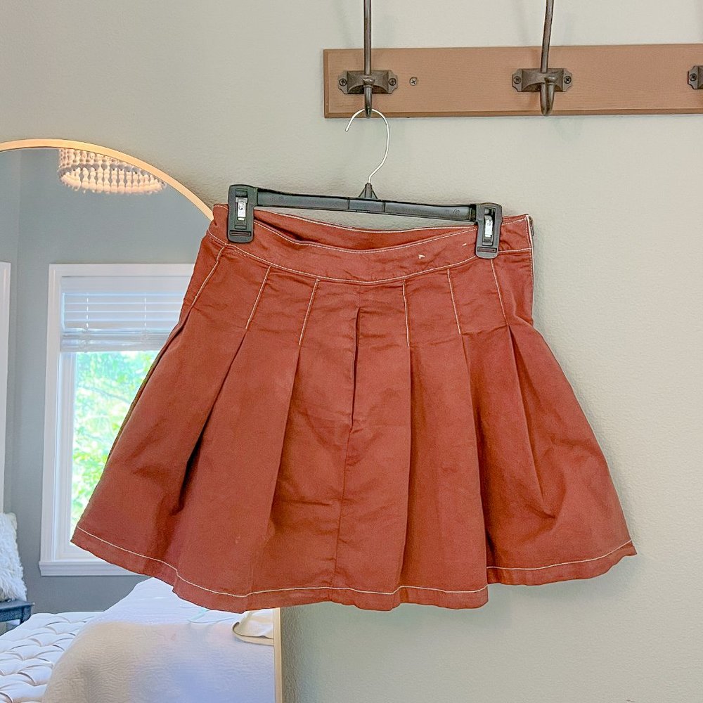 American Eagle Pleated Skirt